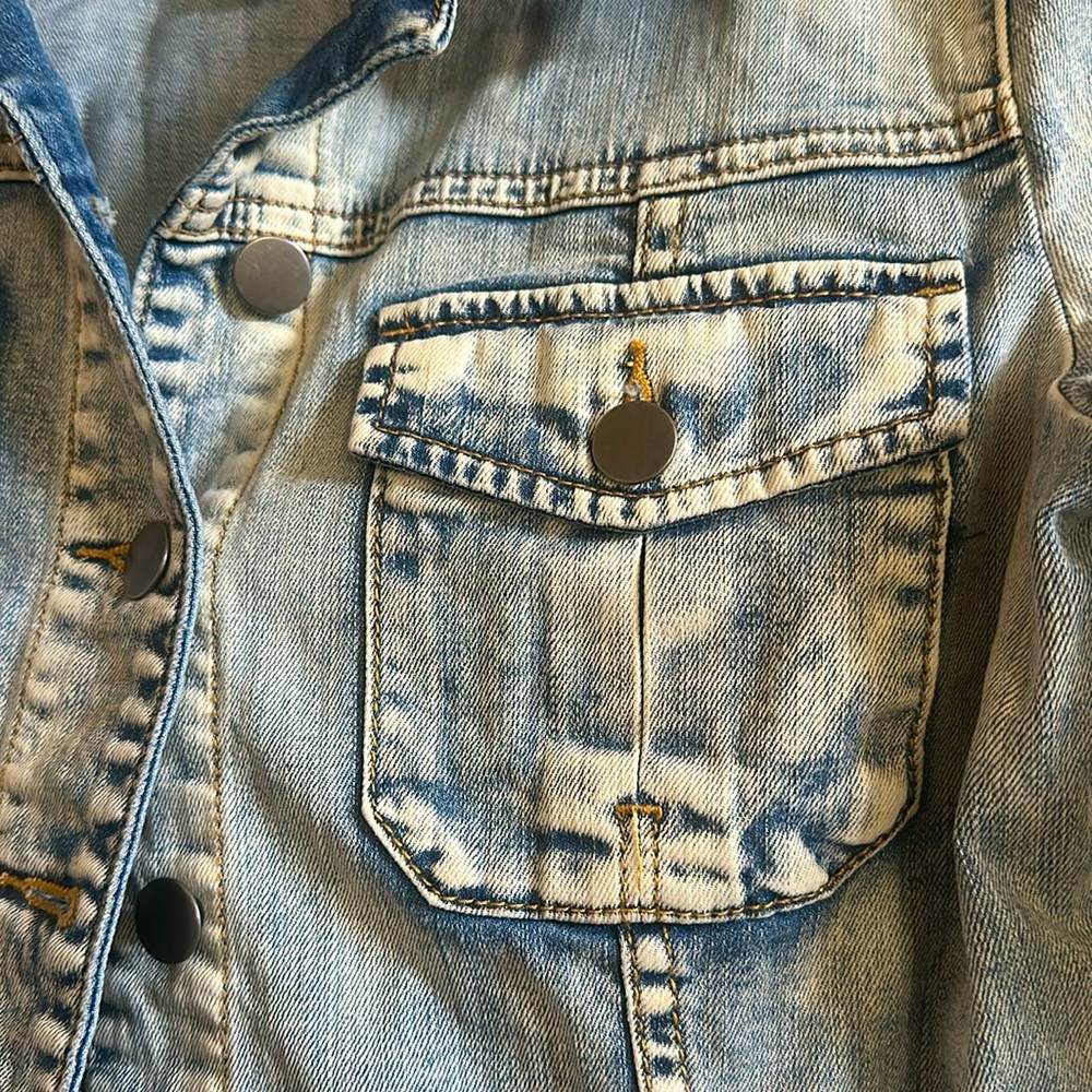 Kut from the Kloth Light Blue Jean Jacket - Picture 2 of 3
